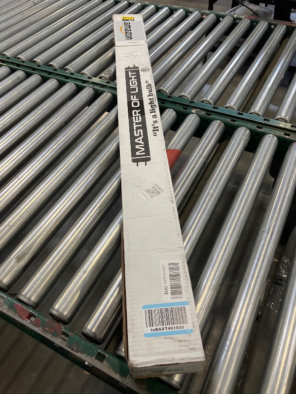 Photo 1 of F40/D Daylight (2 Pack) 4ft Fluorescent Tube Light Bulb 40W 40 Watt T12 Daylight 4100K 1.5 inch Diameter Replaces F40DX F40T12/865/ECO F40SP65/ECO F40DX/ALTO F40/LR/ECO/2P F40T12/DX (2)