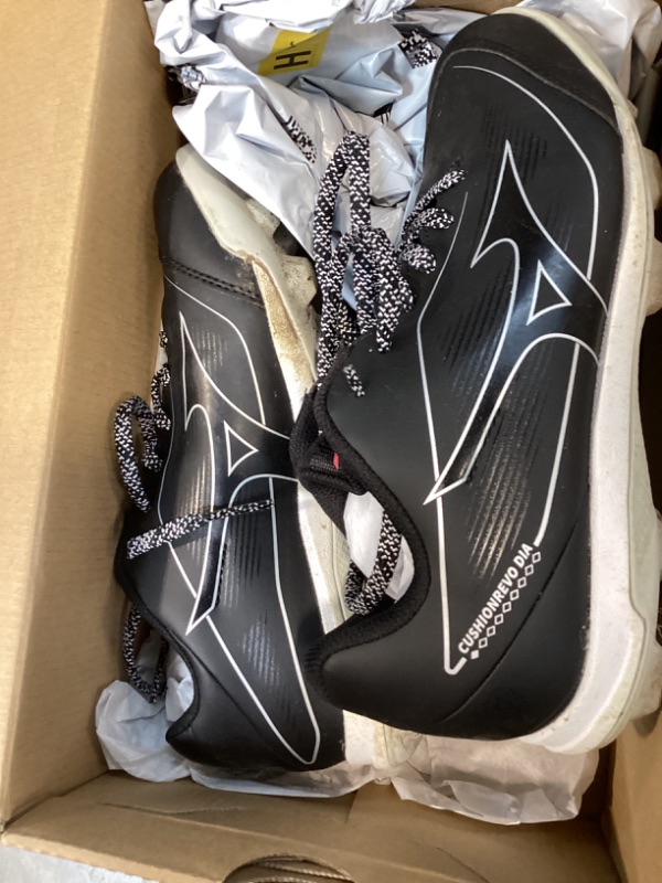 Photo 1 of Shoes men’s #5 cushionrevo dia