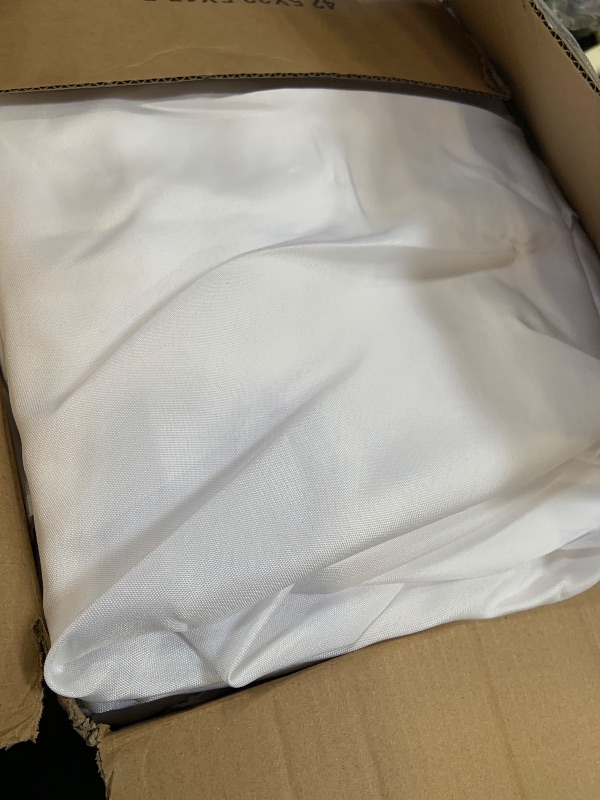 Photo 1 of White Table Cloths