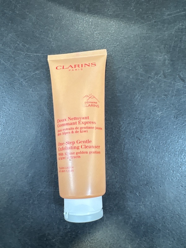 Photo 1 of Clarins One-Step Gentle Exfoliating Cleanser | 3-In-1 Cleanser, Makeup Remover and Exfoliator | Boosts Radiance | Plant-Based Exfoliating Beads | All Skin Types | 4.3 Ounces