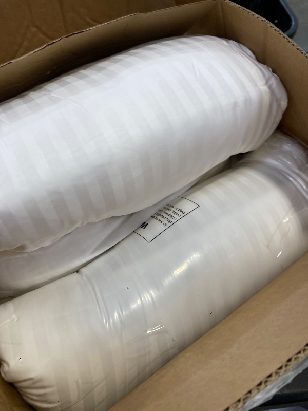 Photo 1 of Beckham Hotel Collection Bed Pillows Standard/Queen Size Set of 2 - Original Soft Down Alternative Pillow for Sleeping - Soft Support for Back, Stomach or Side Sleepers