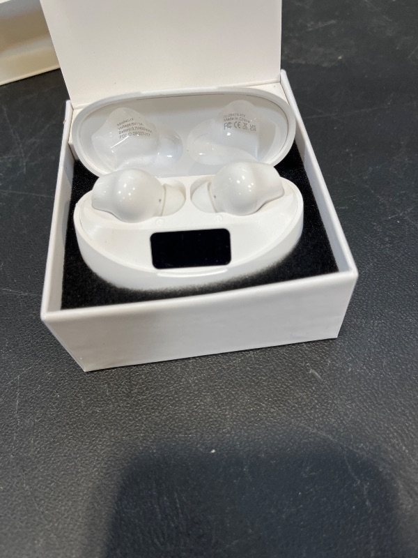 Photo 1 of Fhumsh Wireless Earbuds