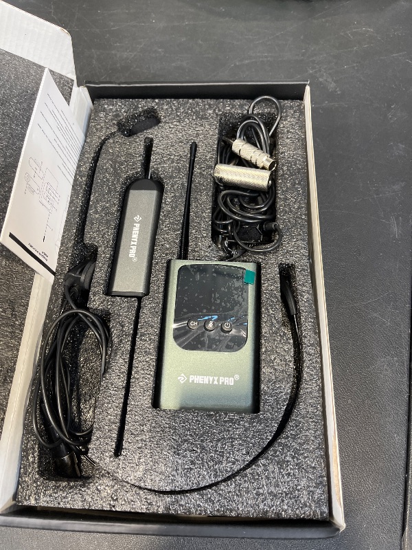 Photo 1 of Phenyx Pro PDP-1-1B Wireless Headset/Lapel Microphone System