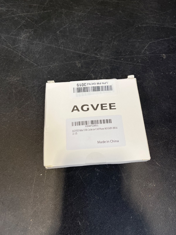Photo 1 of AGVEE 3.3ft USB-C to Mini USB Cable