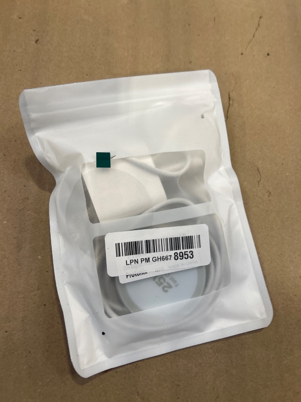 Photo 1 of Protonix MagSafe 25W Wireless Charger - White