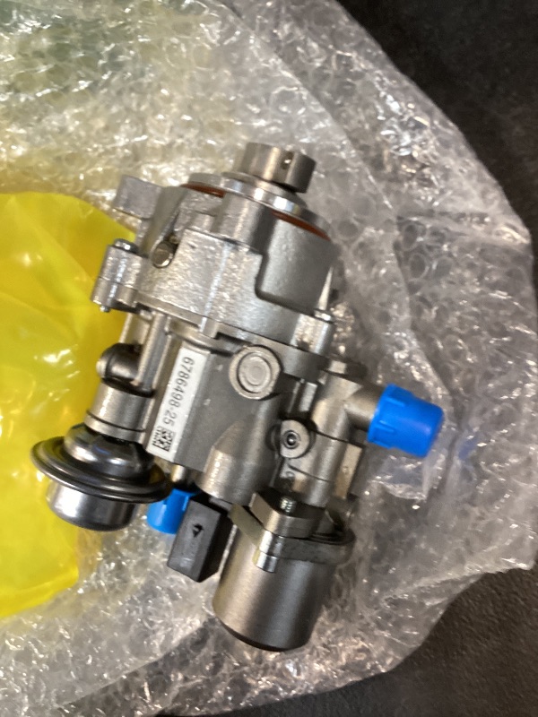 Photo 1 of Yezoauto High Pressure Fuel Pump w/Fuel Pressure Sensor Compatible with BMW N54 N55 Engines 135i 335i 335xi 535i 535xi 640i 740i X3 X5 X6 Z4 1 Seires M Replacing 13517616170 13517585655