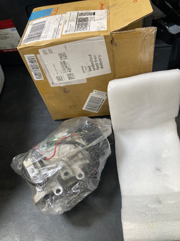 Photo 1 of Thomletha AC Compressor Replacement for Honda Civic 2006-2011 1.8L 38810RNAA02 38810-RNA-A01