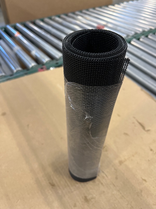Photo 1 of thick wire mesh screen 