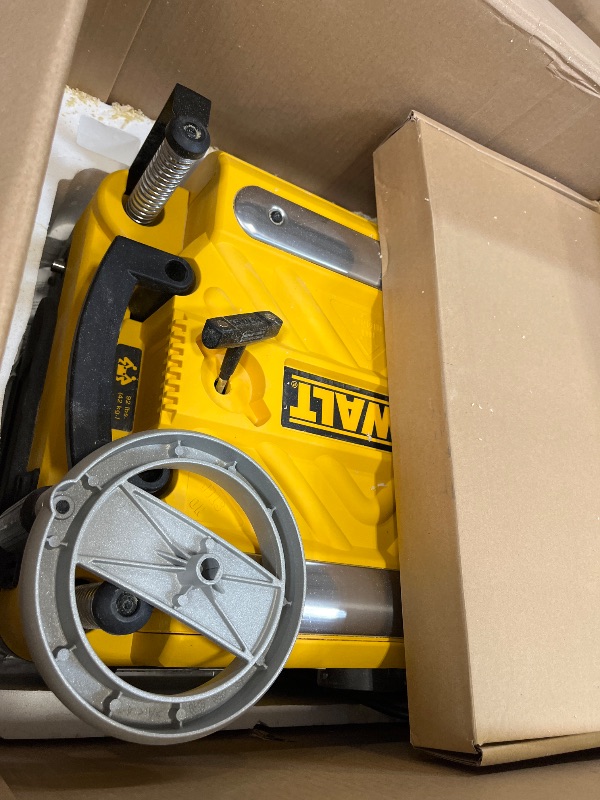 Photo 1 of DEWALT DW735X Thickness Planer, 13-inch, 15 Amp, 20,000 RPM