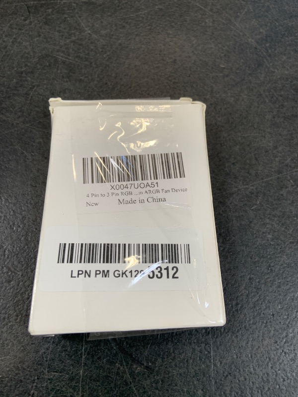Photo 1 of 4 Pin to 3 Pin RGB Adapter for Corsair RGB HUB, Lighting Node CORE, Commander CORE and iCUE Commander CORE XT, Converter to Standard 5V 3 Pin ARGB Fan Device