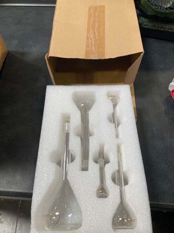 Photo 1 of Joyfolk 5 Pcs Volumetric Flask Set 10ml 25ml 50ml 100ml 250ml Class A, ASTM E288 3.3 Boro Glass Bottle with Ground Stopper High Accuracy Laboratory Glassware for Laboratory Project Measuring Glassware