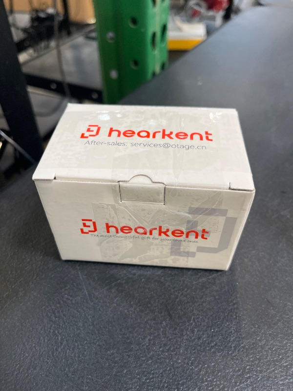 Photo 1 of Hearkent Atomic Talking Watch Sets Itself for Visually impaired or Seniors LCD Big Number Easy-to-Read Talking Watch for Elderly (Silver)