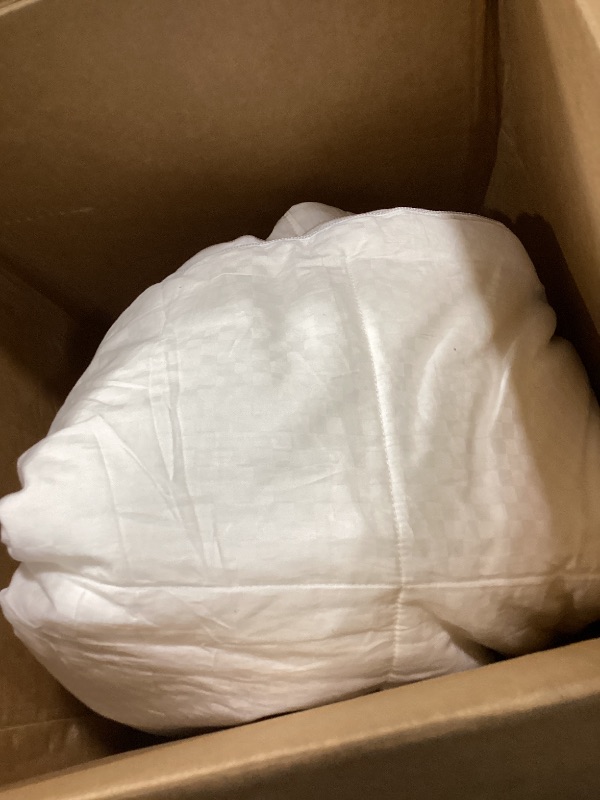Photo 1 of CUDDLE DREAMS Wool Comforter Duvet Insert, 100% Australian Wool Filling with Soft Noiseless Cotton Shell, Natural Warmth (Lightweight for Summer, Twin)