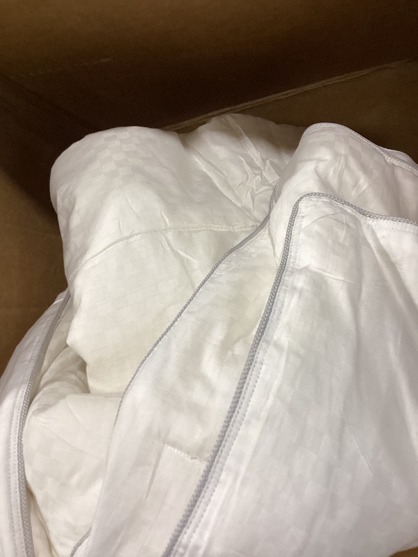 Photo 1 of CUDDLE DREAMS Wool Comforter Duvet Insert, 100% Australian Wool Filling with Soft Noiseless Cotton Shell, Natural Warmth (Lightweight for Summer, Twin)