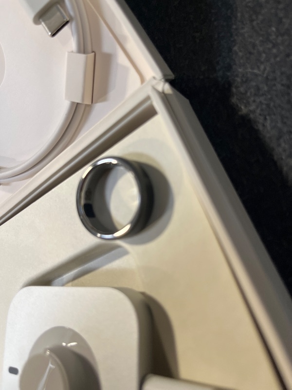 Photo 1 of Oura Ring 5 - Stealth - Size 9 - World's Smallest Smart Ring - Sleep, Activity, Women's Health, AI Advisor, 1 Week of Battery Life, Oura App, Android & iOS Compatible