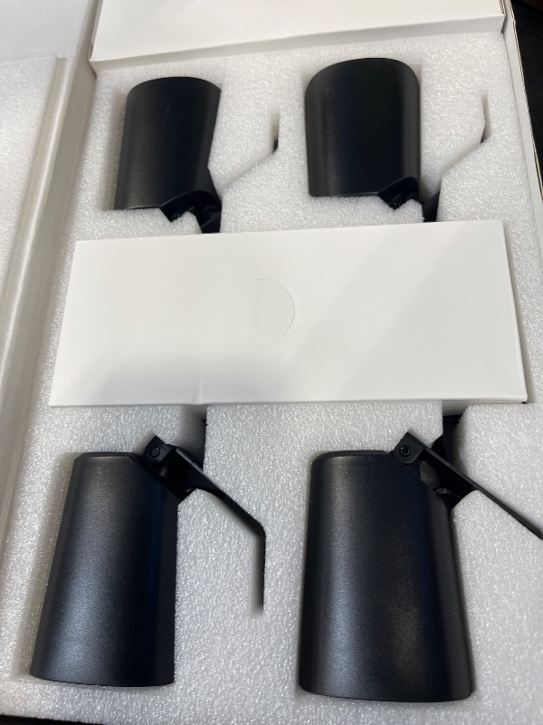 Photo 1 of Govee Outdoor Spotlights Lite 4 Pack, IP67 Waterproof Spotlights, APP, WiFi
Landscape Lighting Work with Alexa, Matter and Google Assistant, RGBWIC Color Changing Light for Garden,