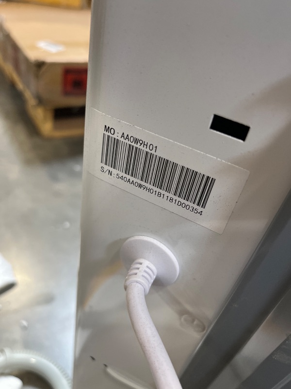 Photo 1 of BLACK+DECKER 3.0 Cu. Ft. Portable Washer, 26.5 lb. Capacity, BPW30MW, White---there are some dents