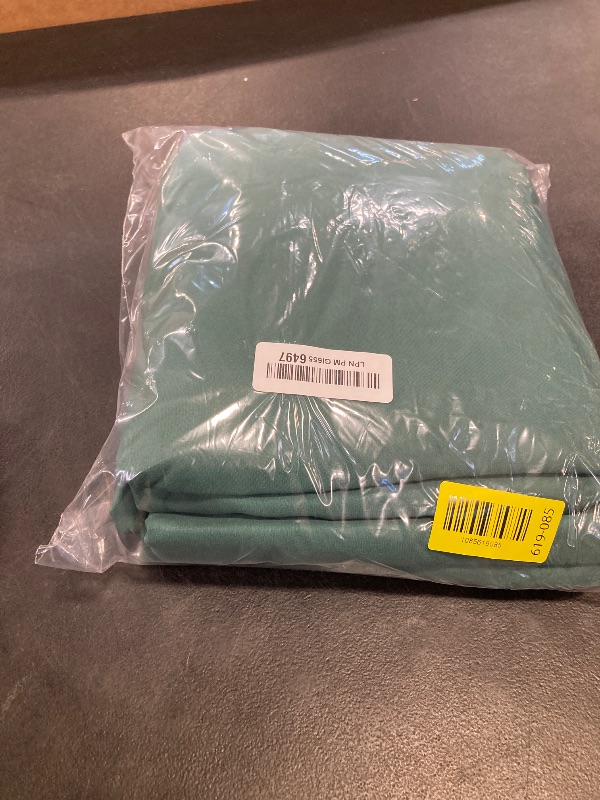 Photo 1 of Amazon Basics Lightweight Super Soft, Breathable Brushed Microfiber 4-Piece Bed Sheet Set, Wrinkle Resistant with 14-Inch Deep Pockets, Queen, Emerald Green, Solid
