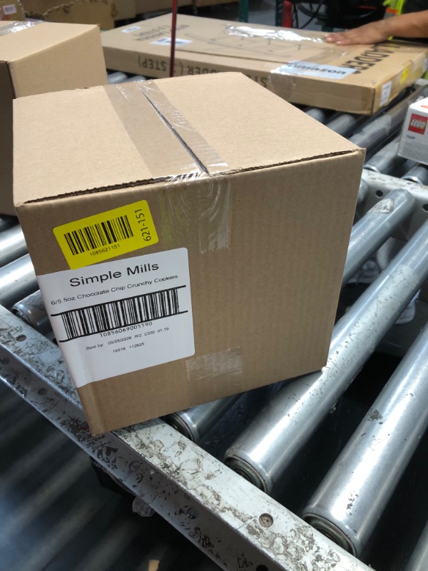 Photo 1 of ***EXPIRATION:05/26 *** Simple Mills Almond Flour Chocolate Chip Cookies, Gluten Free and Delicious Crunchy Cookies, Organic Coconut Oil, Good for Snacks, 6 Count (Packaging May Vary)
