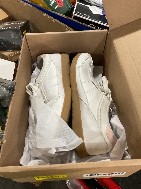 Photo 1 of *** gently worn**
Ryka Womens Effortless Court Inspired Shoes Brilliant White 10 W