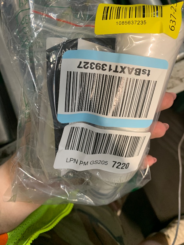 Photo 1 of ***missing 2 pcs***Waterdrop LT1000PC ADQ747935 MDJ64844601 Refrigerator Water Filter, 3 Pack