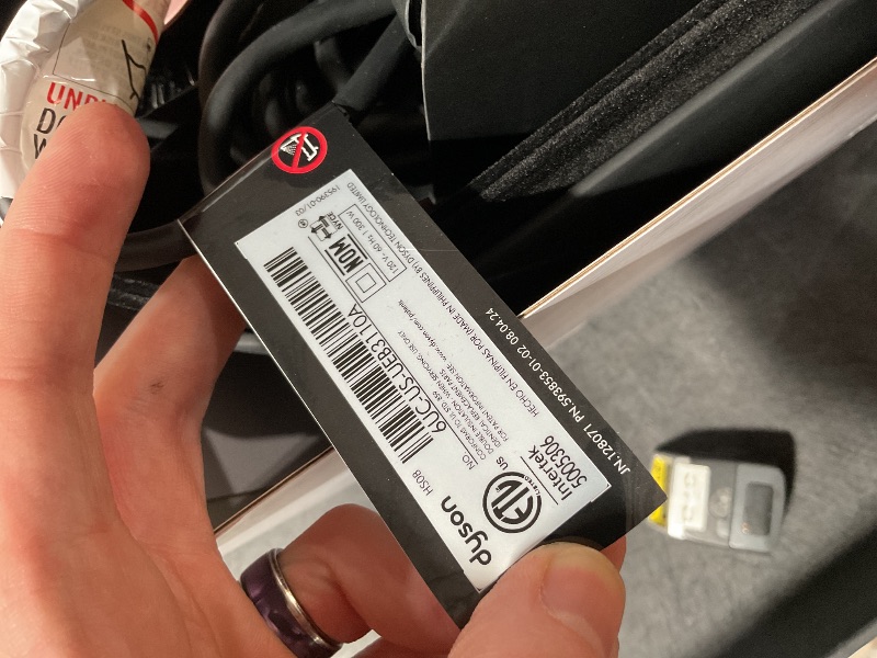 View 6 of ***USED MISSING PARTS***


Dyson Airwrap i.d.™ Multi-Styler