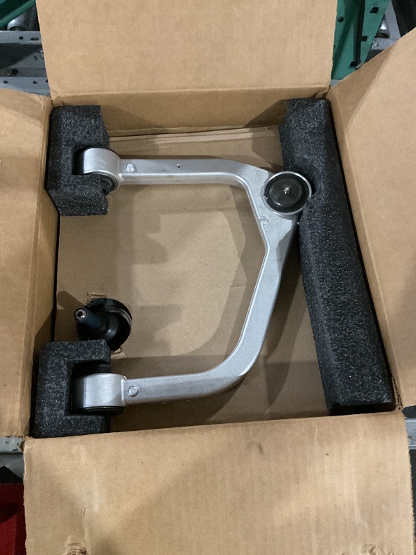 View 3 of **CONTROL ARMS ONLY** Rough Country 3.5" Lift Kit w/N3 Struts for 2019-2024 Chevy/GMC 1500-29532