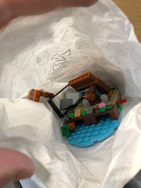 View 5 of ***MISSING DINO AND PARTS OF SET***
LEGO Jurassic World T. rex River Escape - Dinosaur Toy for Kids, Boys, and Girls, Ages 5-7 - Jurassic World Toy Boat Minifigures - Creative Dinosaur Gift for Movie Fans - 76975