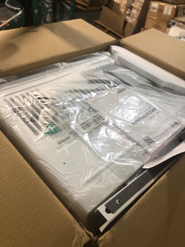 View 4 of ***FOR PARTS ONLY***

LG 8000 BTU Smart Window Air Conditioner