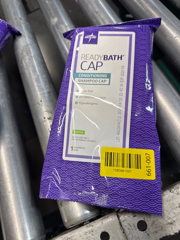 Photo 1 of (EA) Scented ReadyBath Shampoo Caps