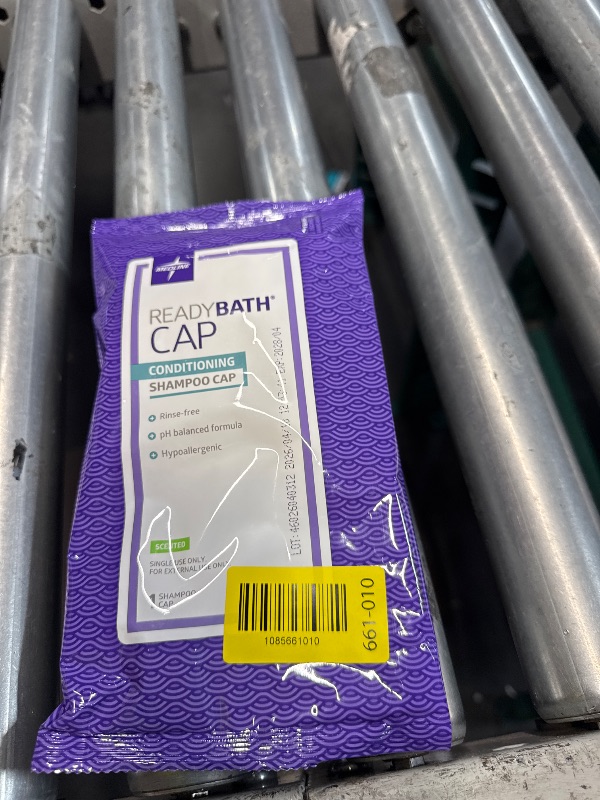 Photo 1 of (EA) Scented ReadyBath Shampoo Caps