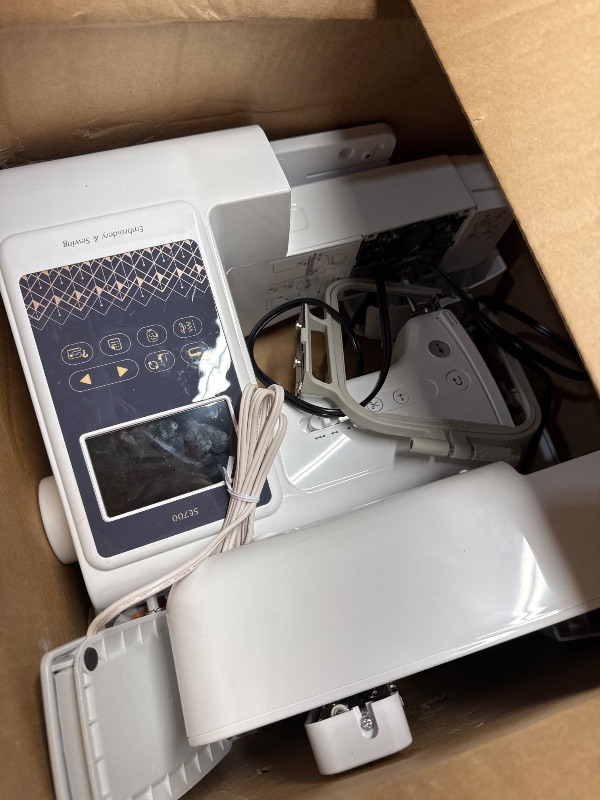 View 2 of ****NON FUCNTIONAL , FOR PARTS ONLY ******* Brother SE700 Sewing and Embroidery Machine