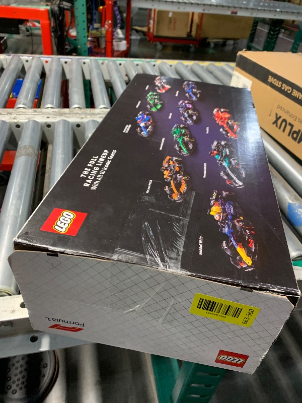 Photo 1 of ***SEE NOTES/PICTURES******PARTIAL SET***
 LEGO Speed Champions Ultimate Formula 1 Collector's Pack - Contains 10 Sets in 1 - Includes Exclusive Poster - Collectible F1 Model Car Kit - Gift for Race Car Fans - 66802