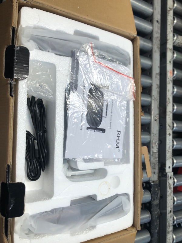 Photo 1 of ***MISSING POWE CABLE***

RHM K666 Karaoke Machine with 2 UHF Wireless Mics & Echo Adjustment
