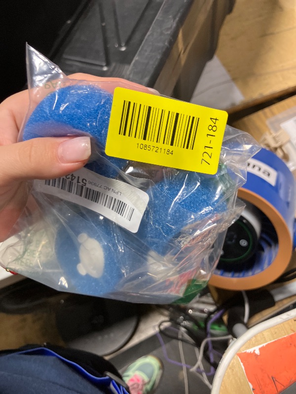 Photo 1 of 20pcs Laundry Balls Pet Hair Remover Reusable Washing Machine Filter Removes Lint from Clothes Ball Catch(Blue)