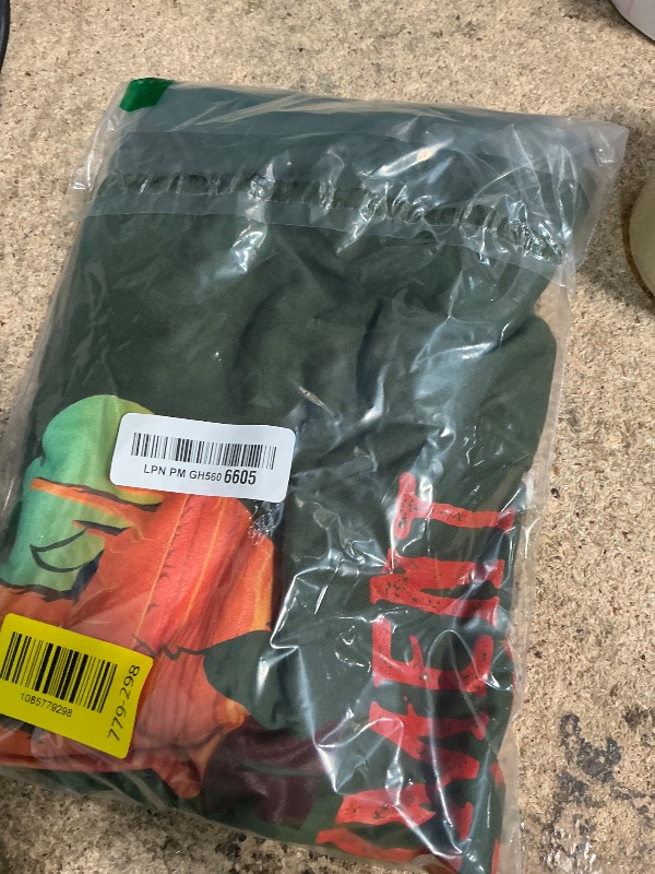 View 2 of ****OLIVE GREEN NOT BLACK BUTR SAME DESIGN ******Vintage Monument Valley Utah Buffalo Retro T-Shirt OLIVE GREEN **   2XL