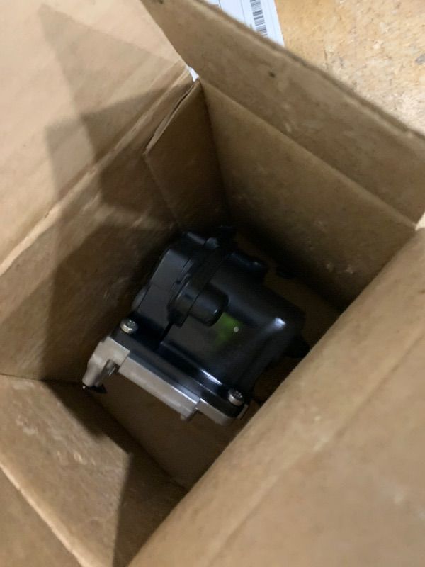 View 2 of ***DAMAGED - SEE NOTES/PICTURES*** GM Genuine Parts 55581479 Secondary Air Injection Check Valve