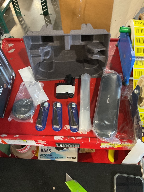 View 2 of ***LIKE NEW/OPEN BOX***
Oral-B iO Series 9 Limited Electric Toothbrush, Black