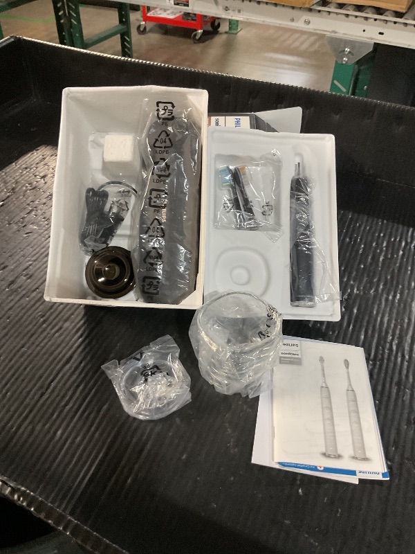 View 2 of ***LIKE NEW/OPEN BOX***
Philips Sonicare DiamondClean 9300 Electric Toothbrush, Black