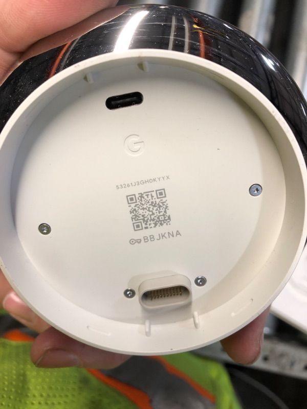 View 4 of ***DAMAGED - SEE NOTES/PICTURES*** Google Nest Learning Thermostat Pro Edition (4th Gen, 2024)LPNPMGJ1544295