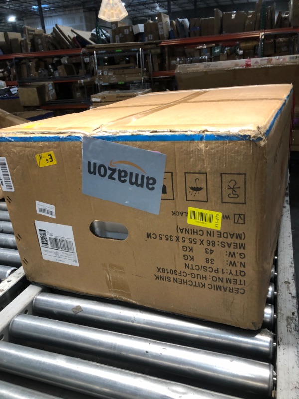 View 2 of ***FACTORY SEALED OPENED FOR INSPECTION***Hugsleek 30" Undermount Kitchen Sink - White Fireclay
