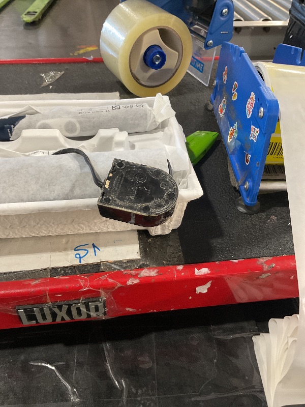 View 6 of ***MISSING PARTS***MAJOR DAMAGE***
Philips Sonicare 6500 Sonic Electric Toothbrush
