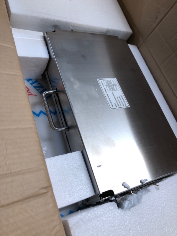 View 2 of *** PARTS, ONLY MISSING PIECE OF THE HANDLE, UNABLE TO TEST A FUNCTIONAL***
Foldable Manual Dough Sheeter Stainless Steel Roller Machine Pastry Tool