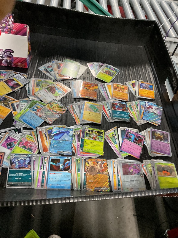 View 2 of ***MISSING CARDS***PACKS OPENED***
Pokemon TCG: Scarlet & Violet - Destined Rivals Booster Display Box - 36 Packs
