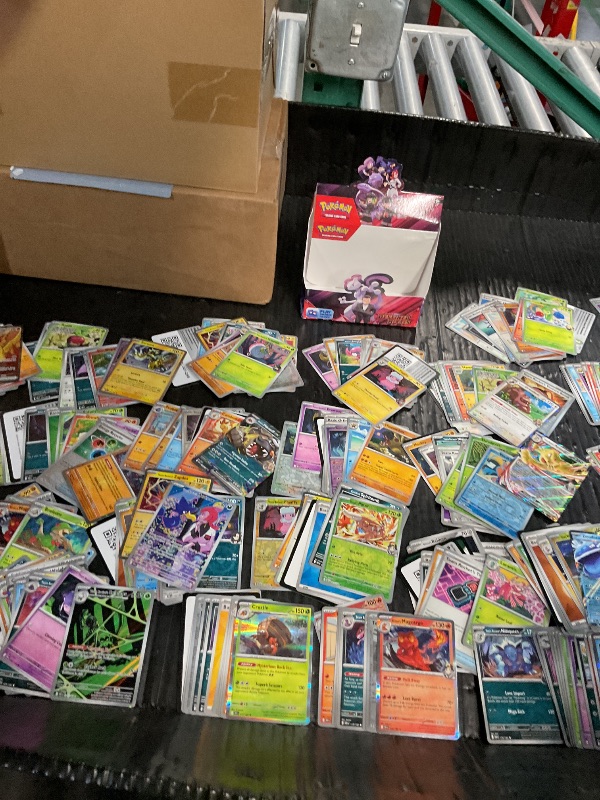 View 3 of ***MISSING CARDS***PACKS OPENED***
Pokemon TCG: Scarlet & Violet - Destined Rivals Booster Display Box - 36 Packs