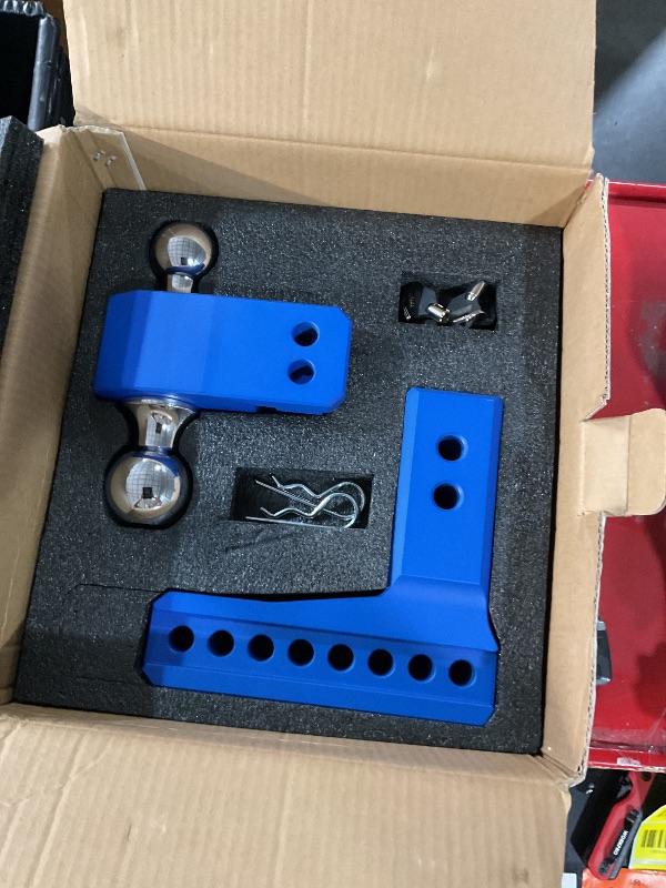 Photo 1 of ***LIKE NEW/OPEN BOX***
METOWARE Aluminum Adjustable Trailer Hitch, Fits 2.5'' Receiver, 6'' Drop