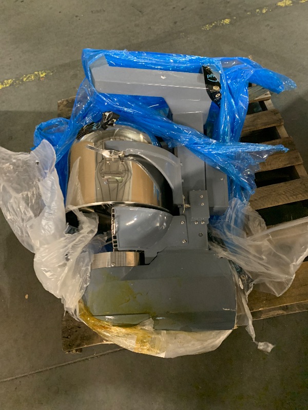 Photo 1 of ***DAMAGED - SEE NOTES/PICTURES*** VEVOR Commercial Food Mixer 15Qt, Commercial Mixer with 3 Adjustable Speeds, 550W Dough Mixer,Commercial Stand Mixer with Stainless Steel Bowl