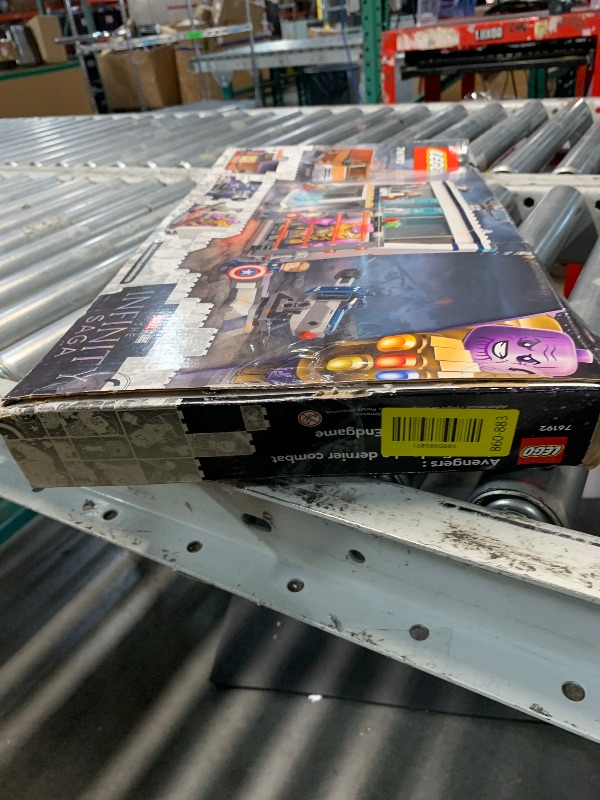 View 2 of ***MISSING FIGURES***LEGO Marvel Avengers: Endgame Final Battle 76192 Building Kit