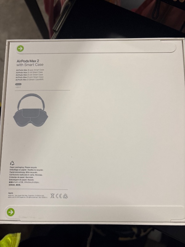 Photo 1 of AirPods Max 2 w Smart Case