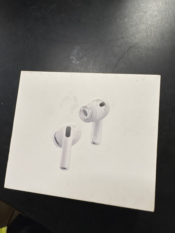 Photo 1 of AirPods Pro 3